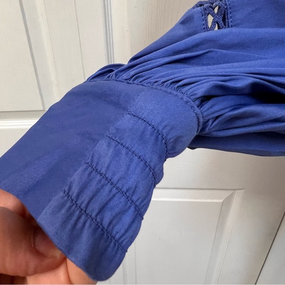 CHICO’S Cutwork Blue Blouse with Billowy Sleeves Size 0 Small NWT $99 - Picture 13 of 16